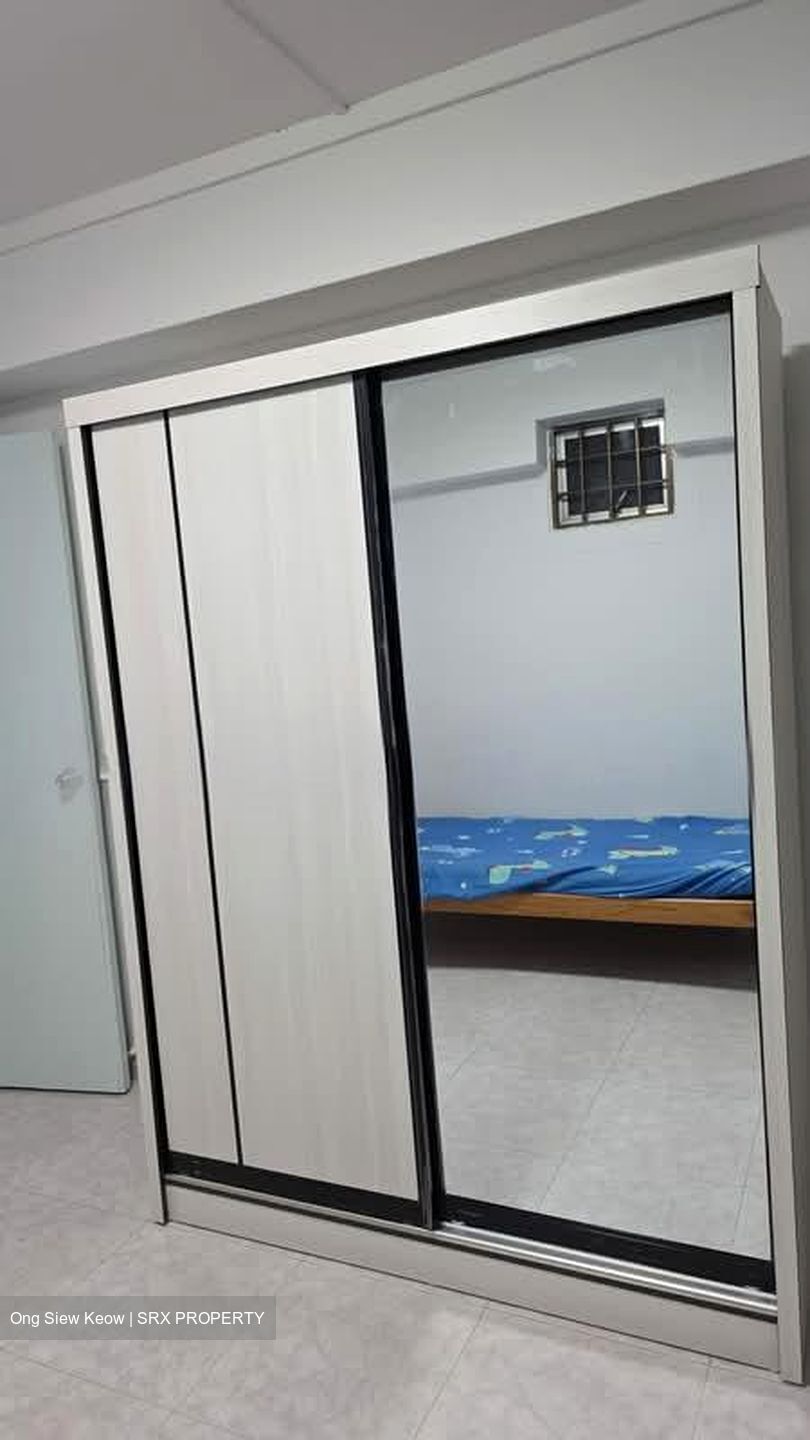 Tampines Street 24 (Tampines),  #593327351